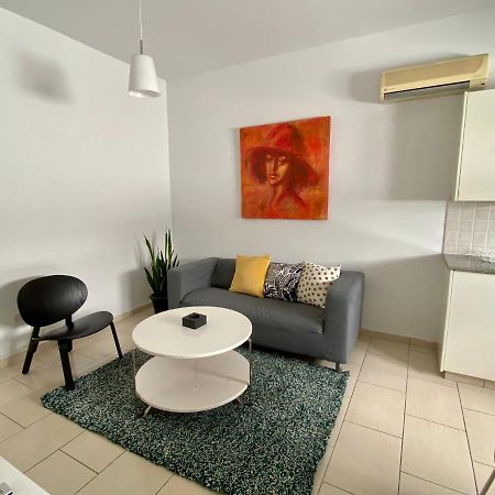 Cosy One Bedroom Apartment In Pafos Buitenkant foto