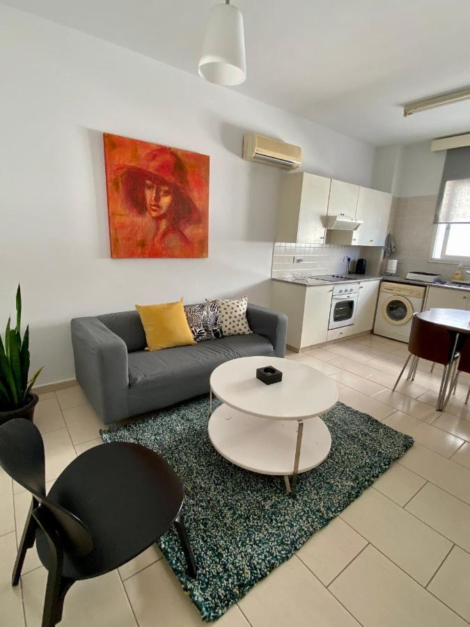 Cosy One Bedroom Apartment In Pafos Buitenkant foto