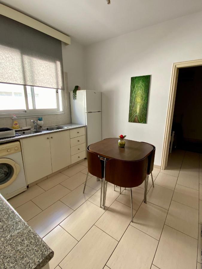 Cosy One Bedroom Apartment In Pafos Buitenkant foto